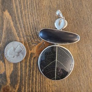 Silpada black and silver pendant